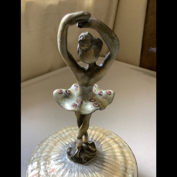 Vintage Bronze Gilded Ormolu Ballerina Music Box - Picture 8 of 14